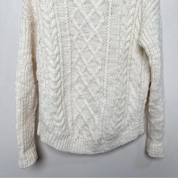 Banana Republic Womens Small Boat Neck Oversized Cable Ivory Wool Sweater - Picture 14 of 15